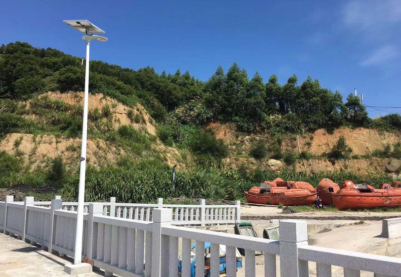 福建太陽能路燈-飛鶴燈工程
