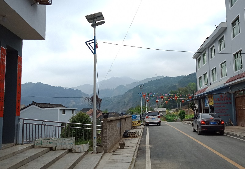 太陽能路燈廠家解讀:太陽能轉換效率